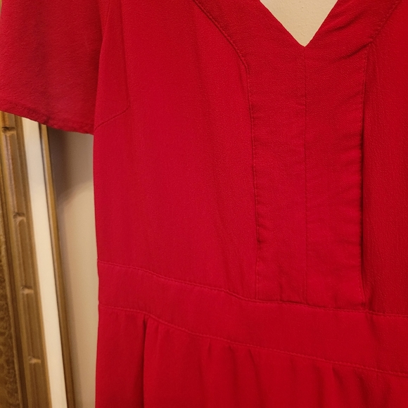 Raspberry red crepe mini dress - Picture 9 of 9
